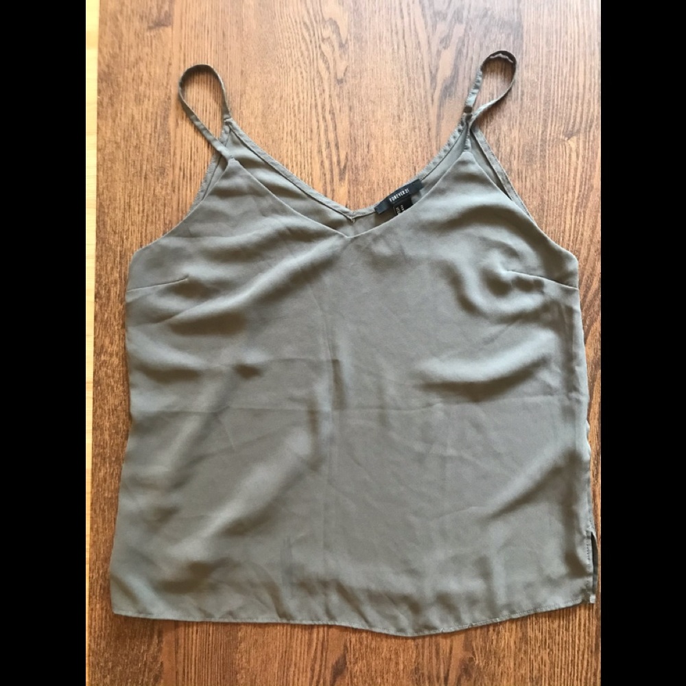 FOREVER 21 tank top M